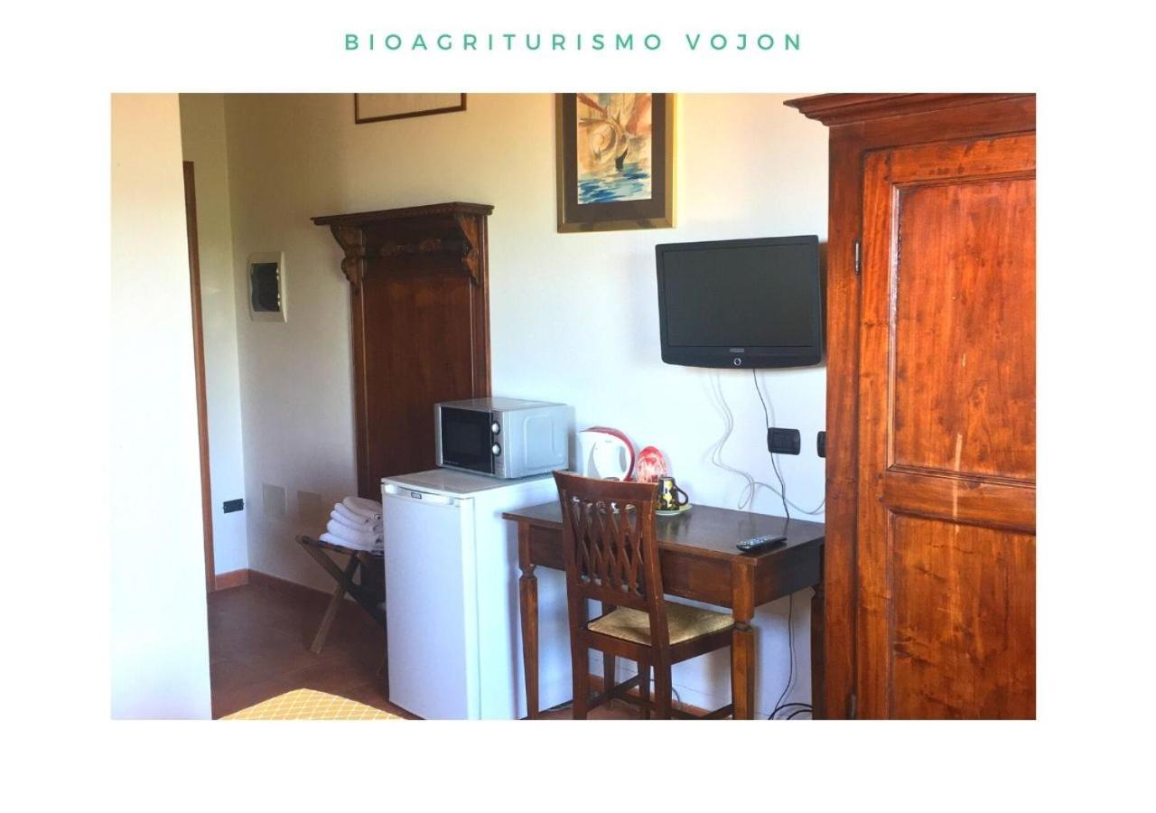 Bio Agriturismo Vojon Villa Ponti sul Mincio Luaran gambar